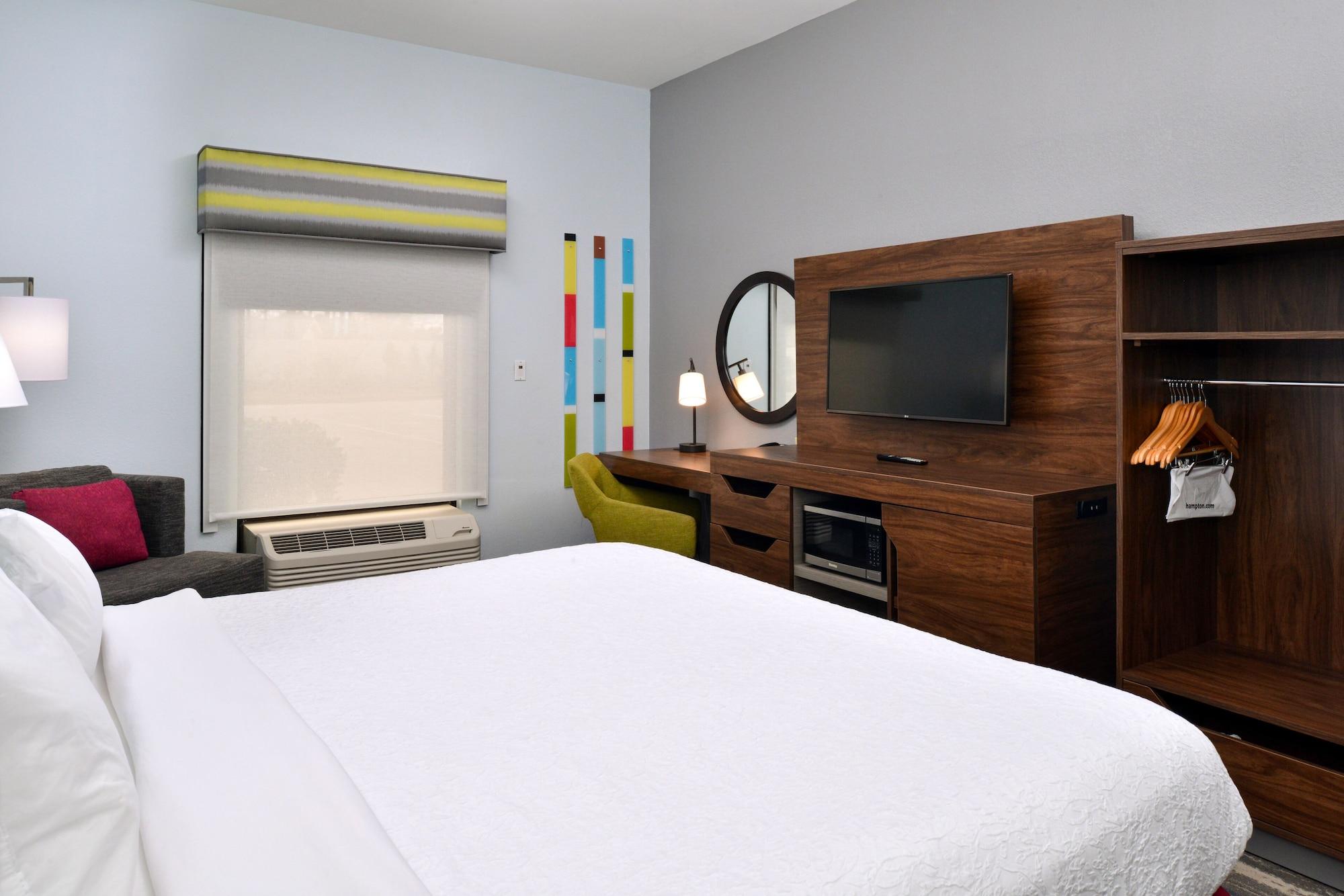 Hampton Inn By Hilton Panama City Beach Upper Grand Lagoon Exterior foto