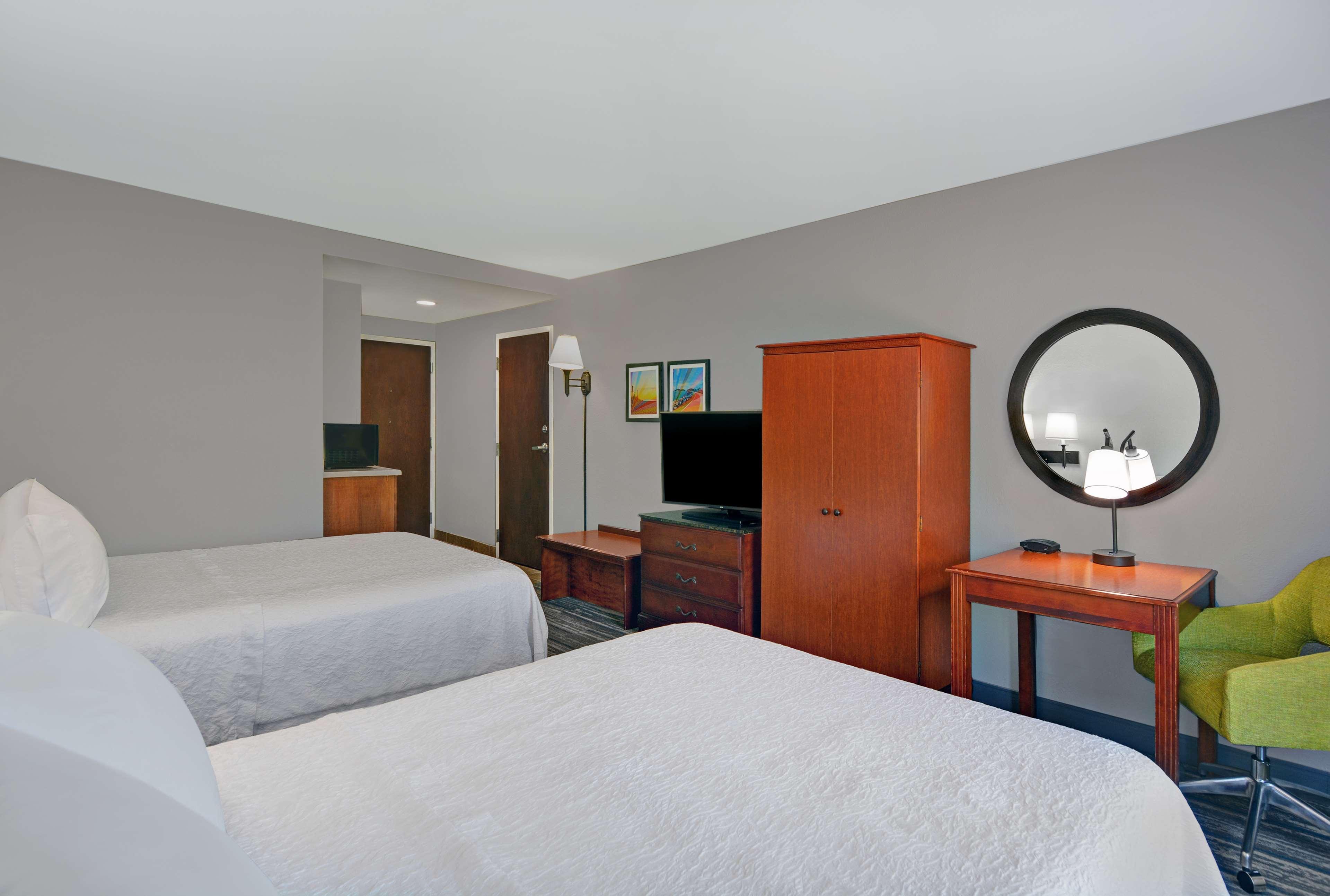 Hampton Inn By Hilton Panama City Beach Upper Grand Lagoon Exterior foto