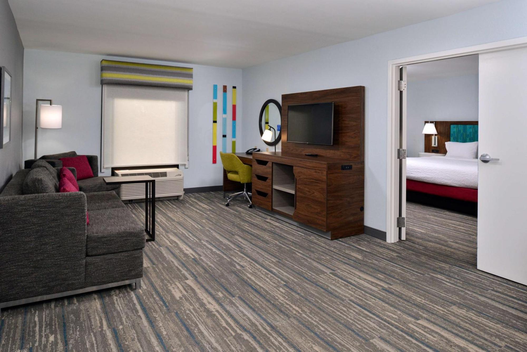 Hampton Inn By Hilton Panama City Beach Upper Grand Lagoon Exterior foto